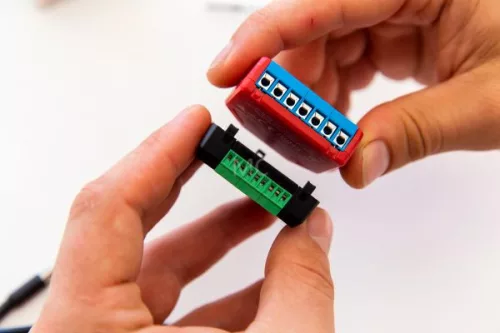 Shelly PLUS sensor Add-On (for Shelly Plus series relays)