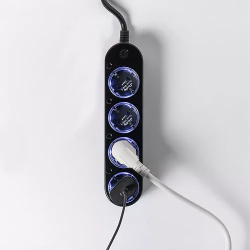 Shelly Power Strip 4 Gen4 –  smart power strip with 4 sockets, power meter, Wi-Fi, Zigbee, Matter, black