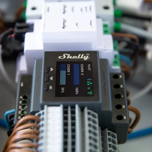 Shelly PRO 4PM Dual Cover WiFi + Ethernet + Bluetooth - 4-gang relay with power meter for controlling 2 roller shutters