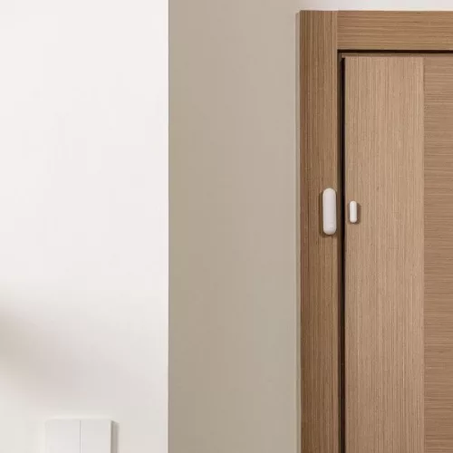 AQARA Door Window Sensor P2, with Thread protocol and Matter support