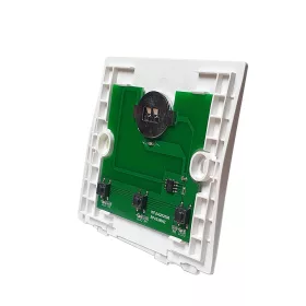   SmartWise BRF3-NFP, a 3-button wireless RF wall switch, without front panel